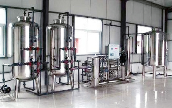 酒類釀造和勾兌反滲透設備，純水設備，酒廠行業用反滲透設備，純水系統，釀酒用純水設備，酒水勾兌用水處理設備